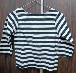 Crop Top White And Blue Stripes