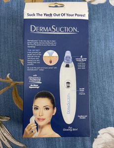DermaSuction Pore Cleaning Device