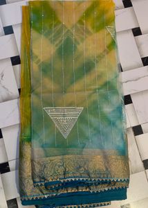 Elegant Tie-Dye Saree