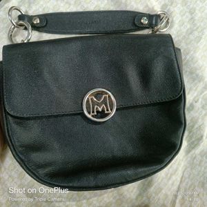 Leather Metrocity Small Handbag