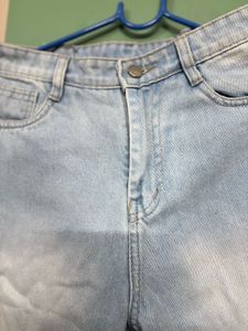 Ribbed Light Blue Demin