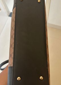 Leather bag