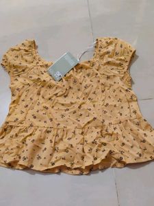 Beautiful Mustard Top 🫶✨
