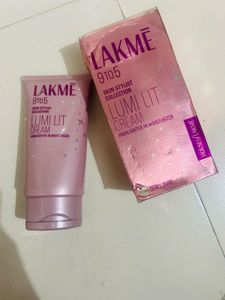 LAKME 9 to 5 lumi lit cream