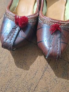 Ethnic Jutti Shoes