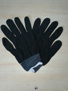 Gloves 🧤