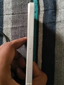iPhone 5S - White
