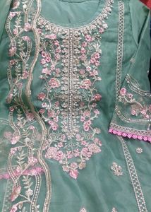 Pakistani Suits ☆☆☆