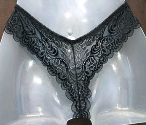 Black Lace Thong 💚