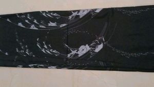 Fixed price never worn before  black Printed Saree