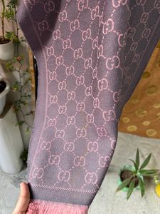 Replica Gucci Scarf With Flaws