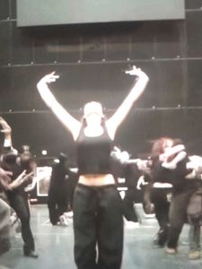 jennie red and black top combo