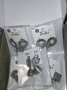 Tulsi Silver Earrings Bundle