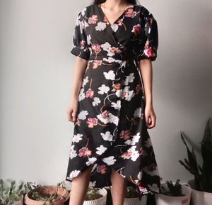 Floral Puffed Sleeve Dress