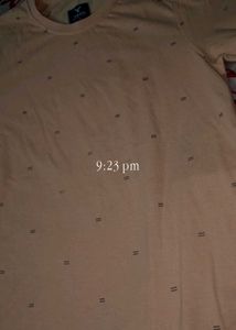 Aeropostale Graphic Tee - Size M