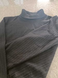 Black Turtleneck Sweatshirt
