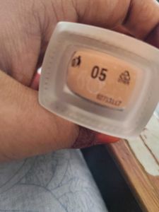 Lakme Invisible Finish Foundation 05