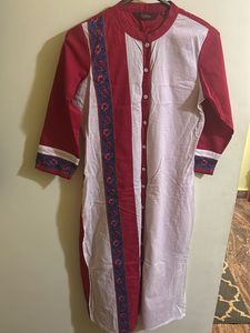 Red &amp; White Printed Tunic In Size M