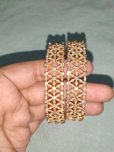 Elegant Bangles ( light pink shade) 💫