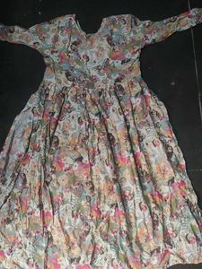 Elegant Floral Kurta Set(( Naira cut suit set ☺️