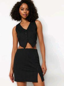 New Me Waist Coat Nd Skirt