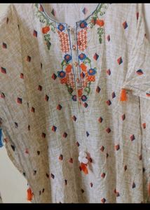 Embroidered Kaftan Kurta