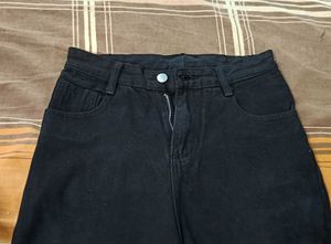 Black Staight Jeans