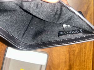 Fossil Black Leather Wallet With Separate Coin Zip