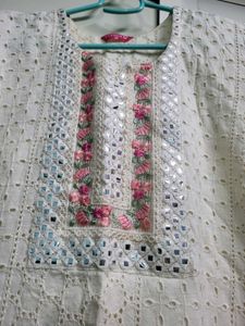 White Embroidered Kurta
