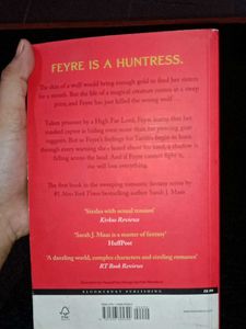 A COURT OF THORNS &amp; ROSES