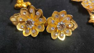 Gold Flower Hair Accessories Set