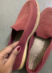 USED SHOE
