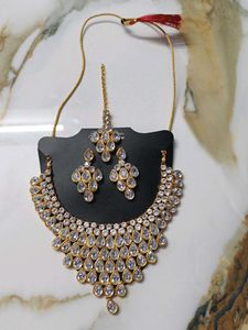 Elegant Jewelry Set