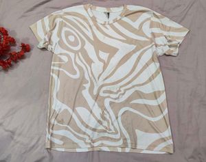 Patterned T-shirt