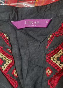 Beautiful Black Long Kurta With Embroidery       L