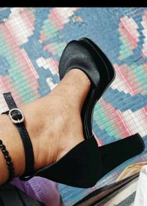 Shoetopia Heels