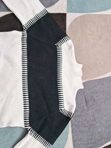 Beautiful Warm Cloth For Girls