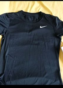 Nike Women Tshirt