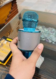 BLUETOOTH MIC AND SPEAKER WITH RADIO, Aux Support