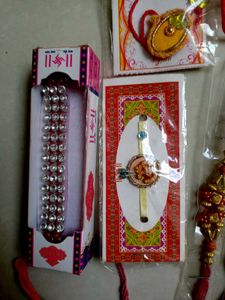 12 Rakhi