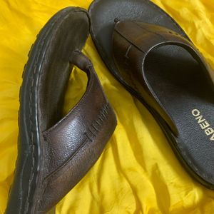 🎇Offer Price 🎇Gabeno Brown Sandals Not In Coins
