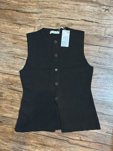 Sleeveless Button-Down Top