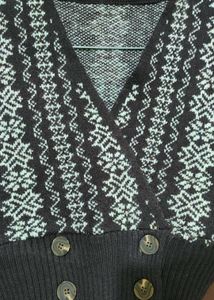Patterned Knit Vest