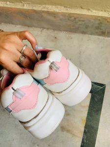 Beautiful Sneakers🦋🌸🎀