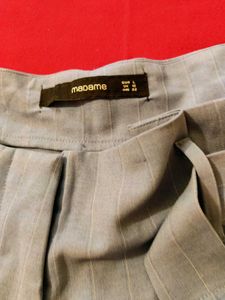 Relaxed Light Blue Trouser With Belt.