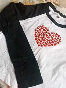 Heart Graphic Tee