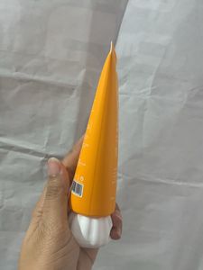 Vitamin C+E Super Bright Gel Face wash