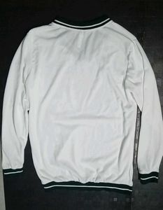 V-Neck embroidered long sleeve top