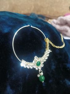 bridal jewellery set in green trending jeweller