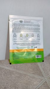 Mamaearth Turmeric and Saffron Sheet Mask
